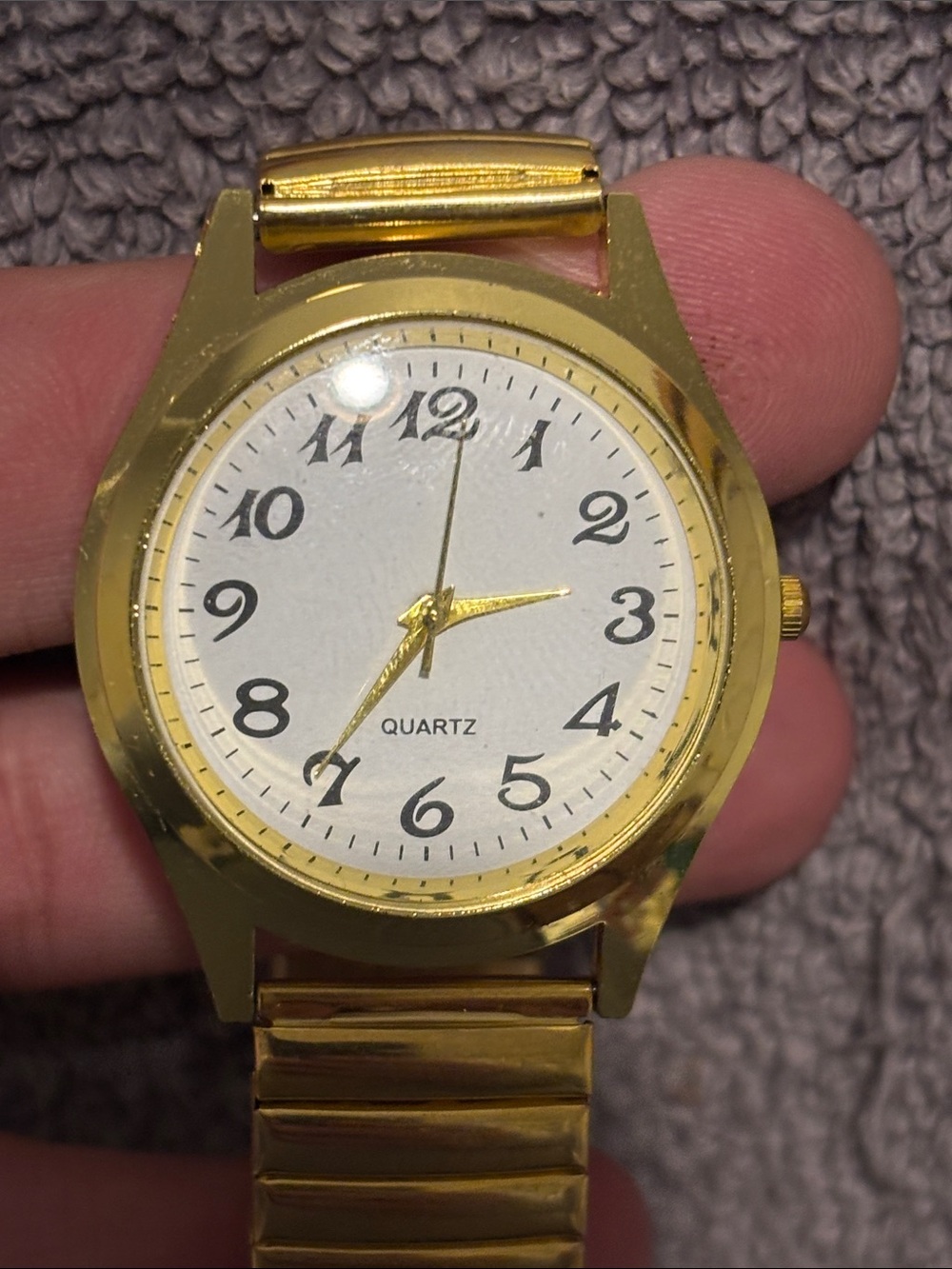Men's Gold-Tone Quartz Watch with White Dial and Stretch Bracelet